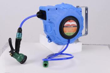 提升戶外用水效率 洗車(chē)水鼓、花園水鼓與自動(dòng)收縮水管卷管器的應(yīng)用